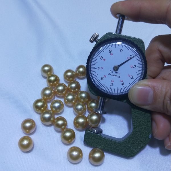 fine quality 10mm south sea golden loose pearl beads for wholesale - Image 2