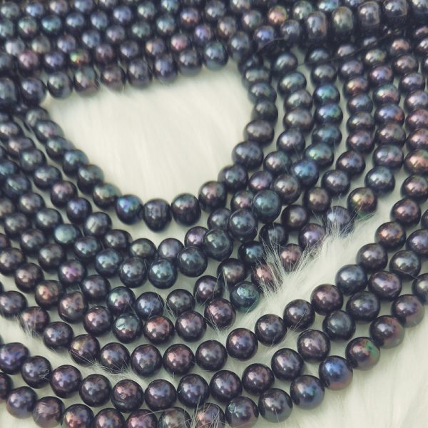 dyed black peacock freshwater potato round shaped loose pearl strands 16 inch - Image 2