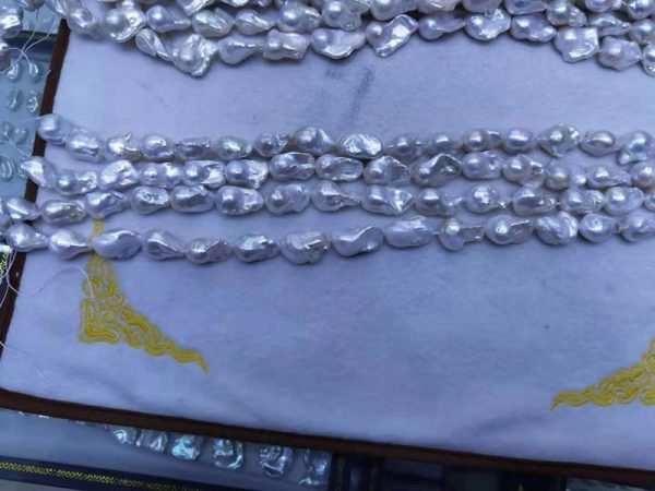 Classic baroque pearl necklace loose strand white 15x22mm fireball shaped pearls - Image 2