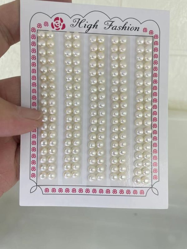 4.5-5mm freshwater cultured pearl beads for wholesale 90 pairs per card price per pair - Image 3