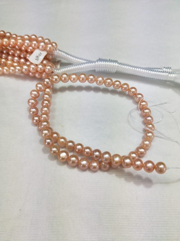 natural rose freshwater 7mm off round cultured pearl strands for wholesale - Image 4