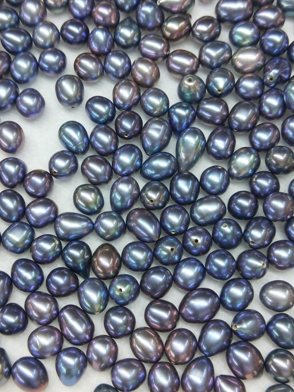 1.0 mm Half drilled 9mm peacock blue loose freshwater rice pearls - Image 2
