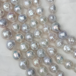white ripple pearls