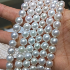 akoya pearl necklace