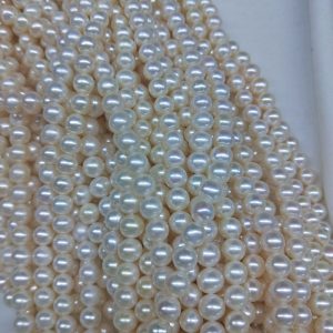 cultured white 9mm pearls