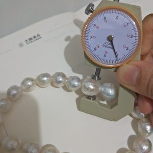 nucleated pearls