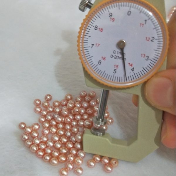 4mm rose pink freshwater culture round pearl loose beads  sold at10 pcs per lot - Image 3
