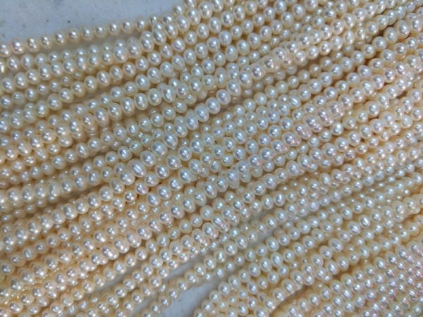Freshwater cultured Classic white Necklace potato shaped round 4mm - Image 3