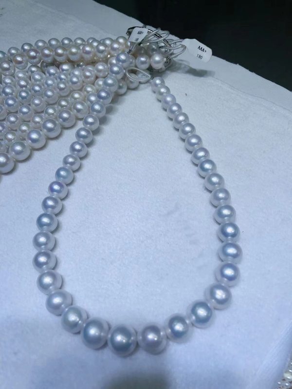 Nucleated white off round large Edison cultured freshwater pearl necklace - Image 3