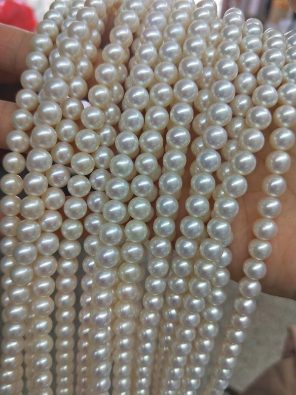 white round freshwater pearl strand necklace high quality 16 inch - Image 4