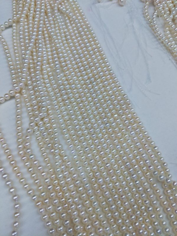 round freshwater pearls