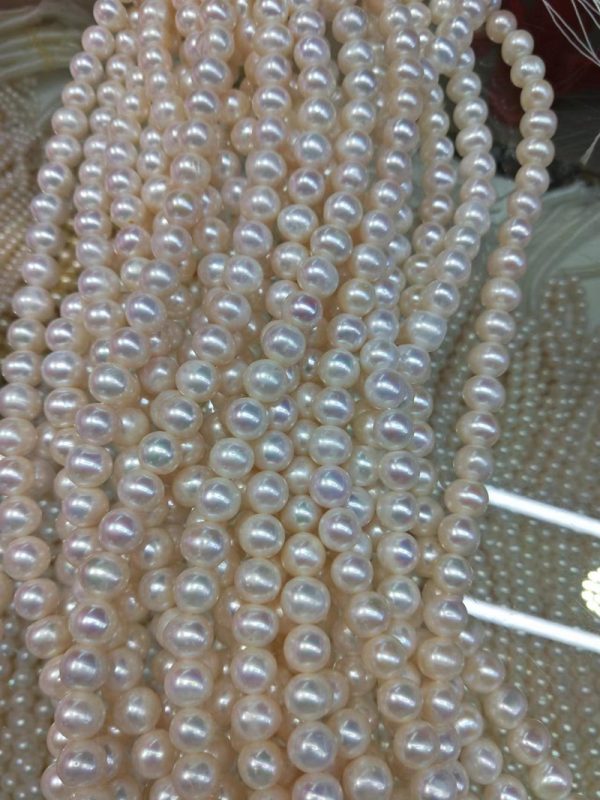 very large size 11mm high luster bright white freshwater cultured pearl loose strands 39cm - Image 3