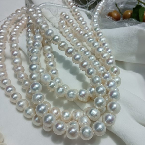 11mm white freshwater pearl necklace