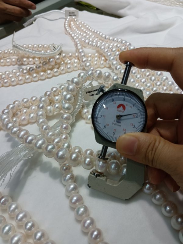 very large size 11mm high luster bright white freshwater cultured pearl loose strands 39cm - Image 6