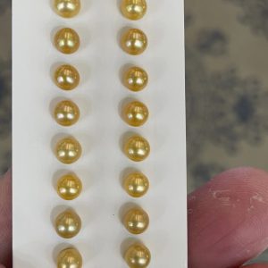 gold loose pearls