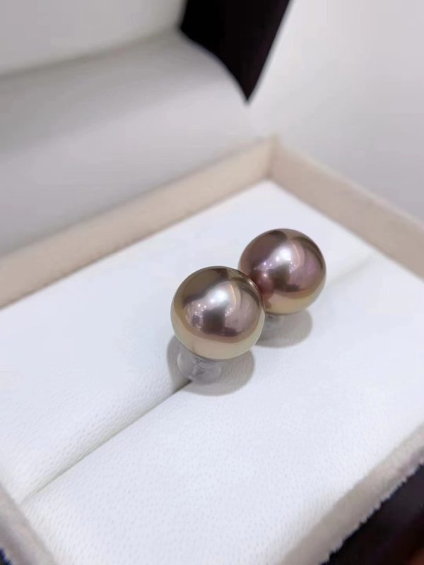 Edison Freshwater Pearl Earrings large Lavender round pearl bead stud earrings with sterling silver - Image 2