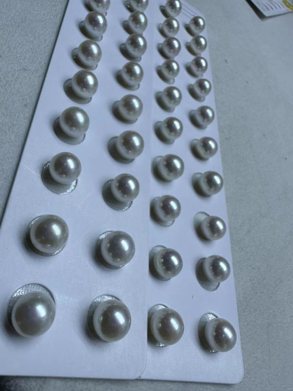 high grade bright 9-10mm round freshwater white pearl pairs for making earrings studs - Image 5