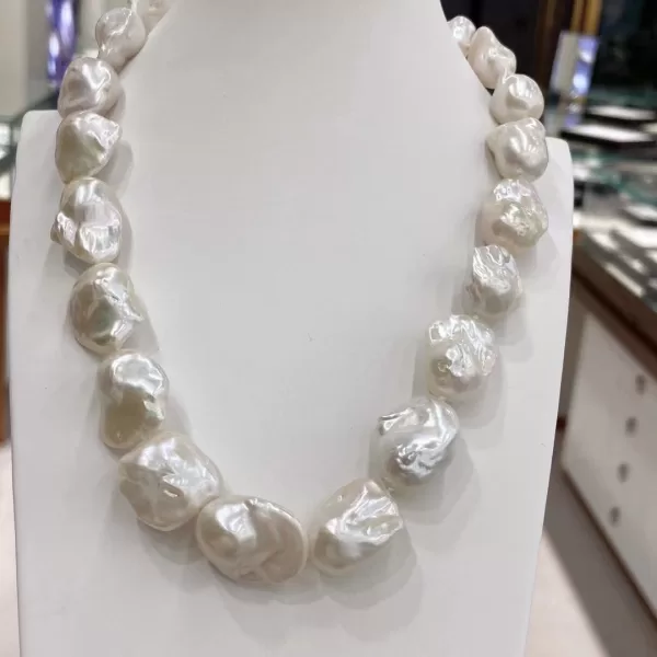 High end White Color Large Size Nucleated Flame Ball Shape Baroque Pearl Necklace Freshwater 100% Natural Pearls - Image 8