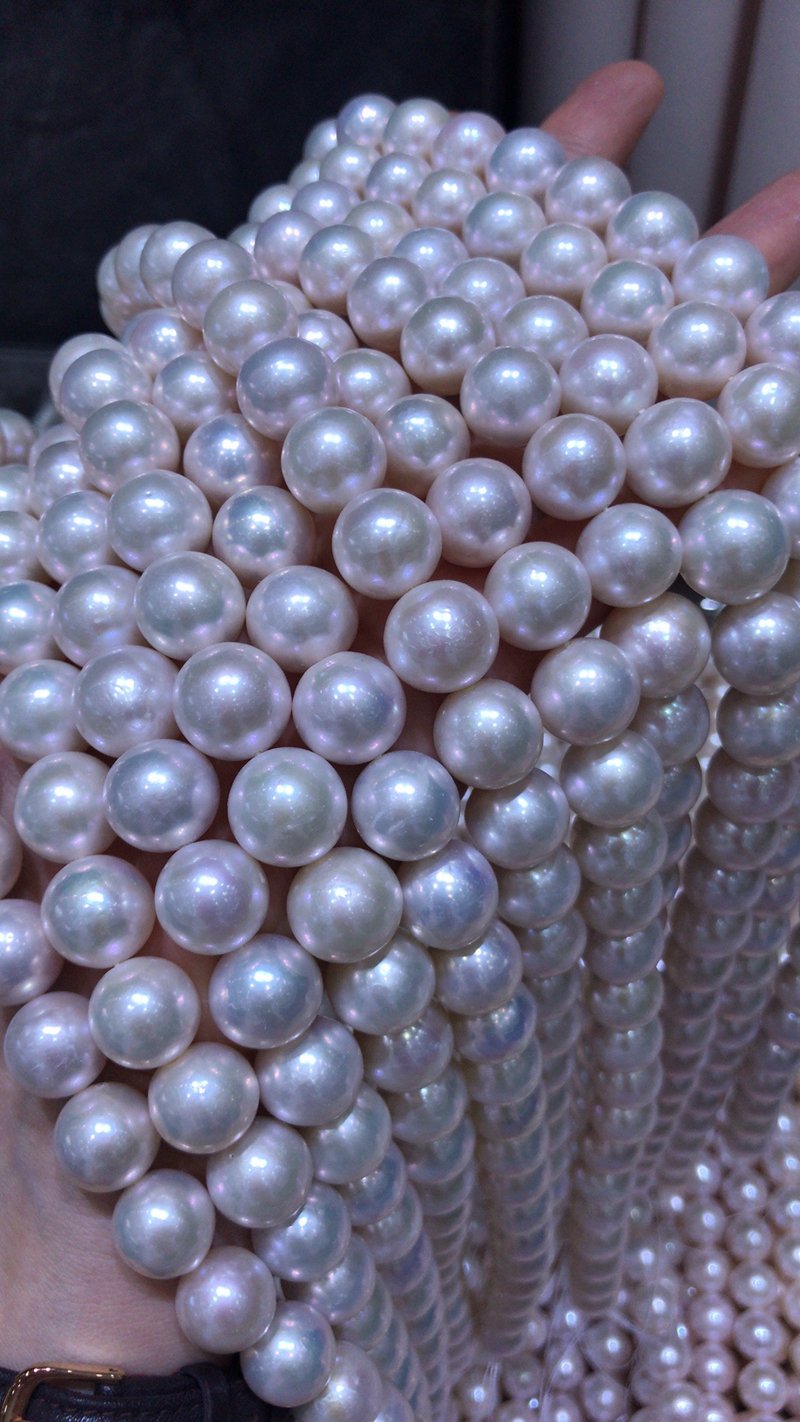 12mm white round pearls