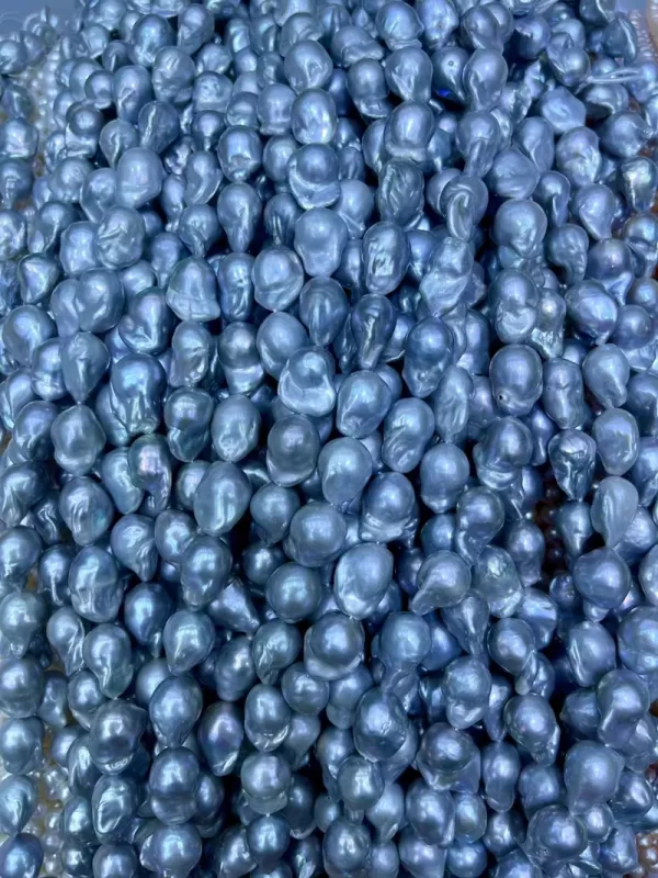 grey Baroque Pearl Choker Necklaces at Wholesale Prices - Image 3