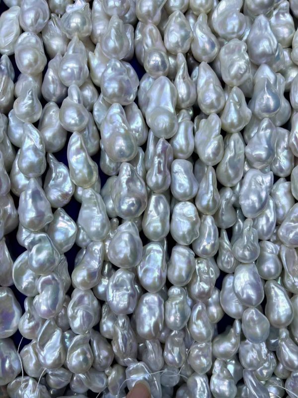 Exquisite white Baroque Pearl Choker Necklaces at Wholesale Prices - Shop Our Fine Jewelry Collection! - Image 5