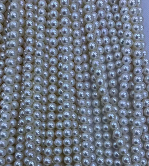 5.5-6.0mm round fresh water Genuine pearl loose beaded strands for wholesale