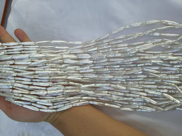 freshwater stick pearl strands
