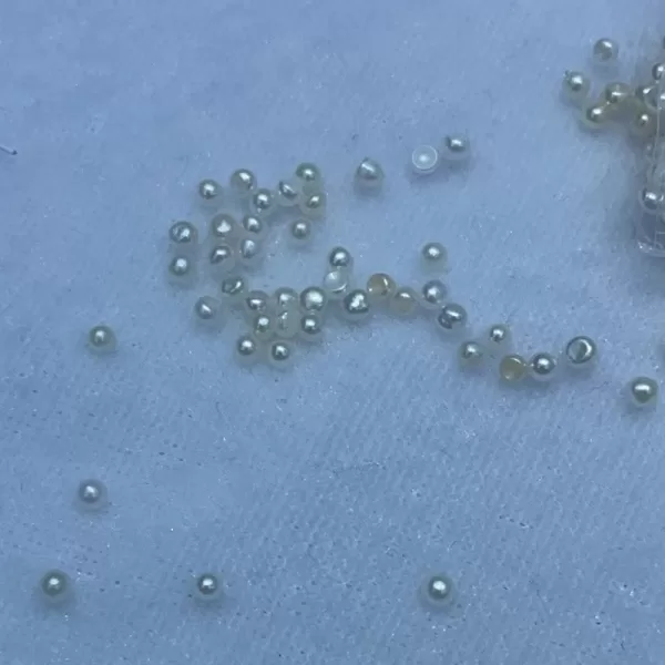 small and tiny freshwater button pearl beads - Image 4